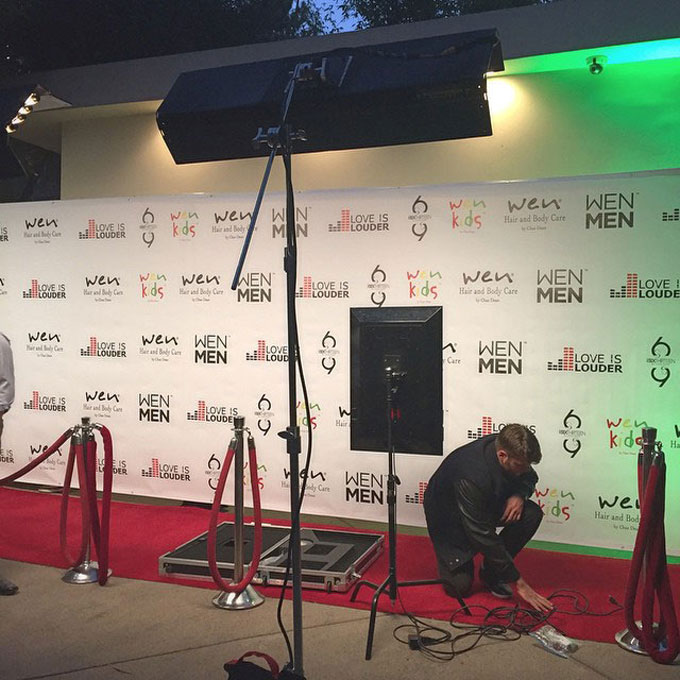 Setting up step and repeat lights