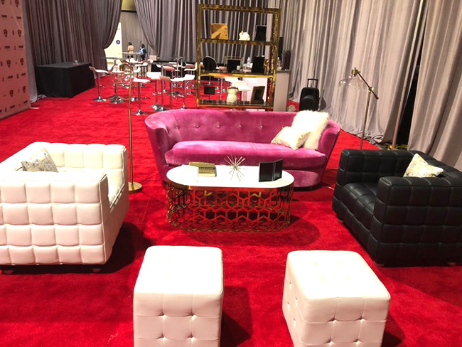2018 Beverly Hills Dog Show event furniture