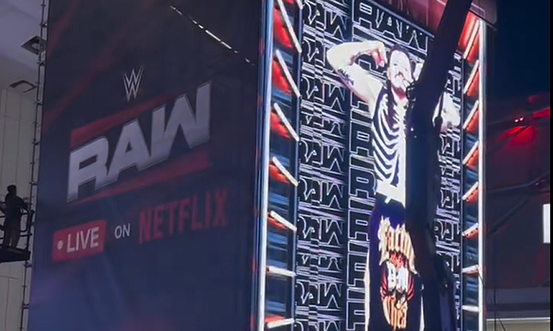 WWE Monday Night RAW Display Tower